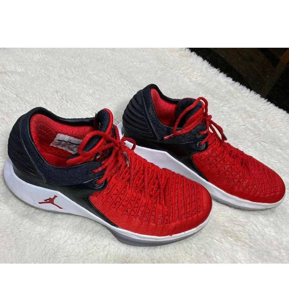 Nike AIR JORDAN XXXII (32) Low Youth AA1257